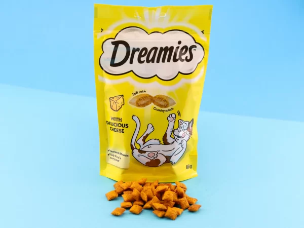 عکس تشویقی گربه Dreamies پنیری