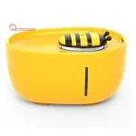 عکس گربه در حال خوردن اب ودر ابخوری اتومات