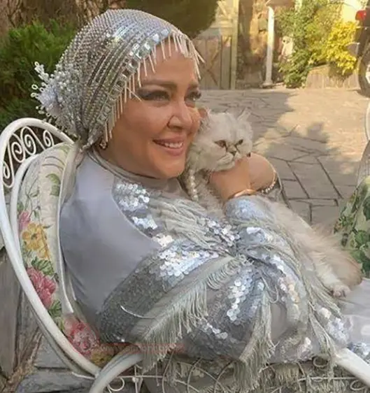 گربه ی بهاره رهنما